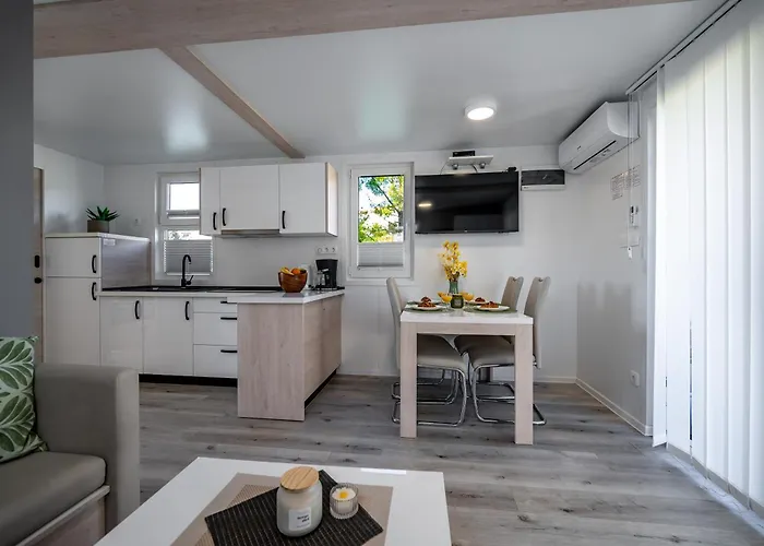 דירה Floating House - Aria *
