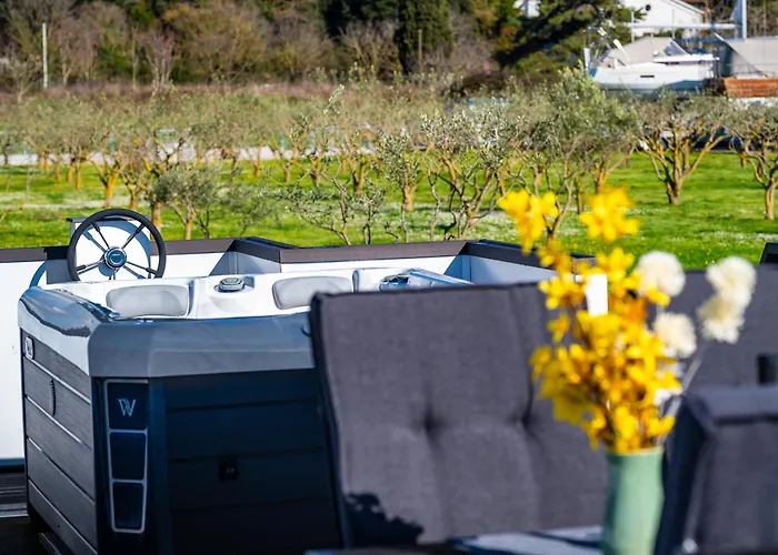 公寓 Floating House - Aria 普拉